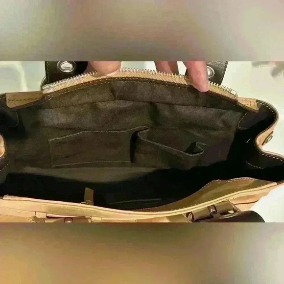 A vintage tan Coach camel leather soho bag./tote bag. - Picture 11 of 12